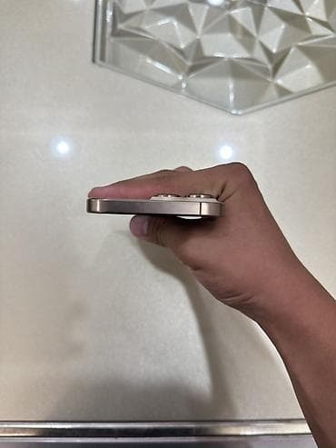 apple display: IPhone 16 Pro Max, Б/у, 256 ГБ, Desert Titanium, Коробка, 94 % — 5