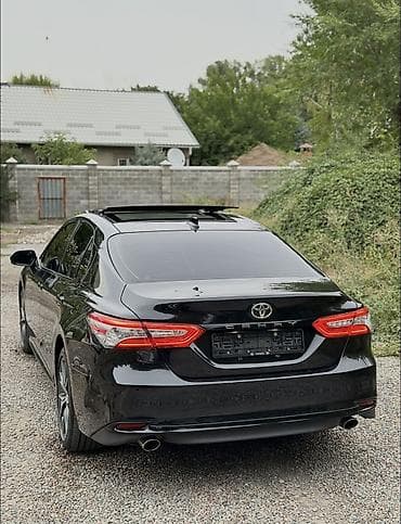 smart forfour: Toyota Camry: 2023 г., 2.5 л, Автомат, Бензин, Седан — 5