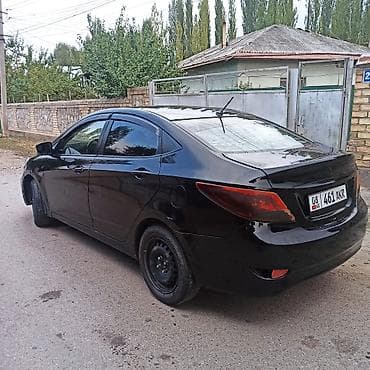 Продажа авто: Hyundai Solaris: 2013 г., 1.6 л, Механика, Бензин, Седан — 2