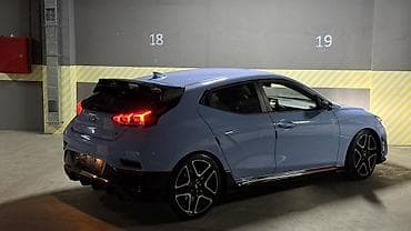 соната нюряс: Hyundai Veloster: 2019 г., Бензин, Хэтчбэк — 4