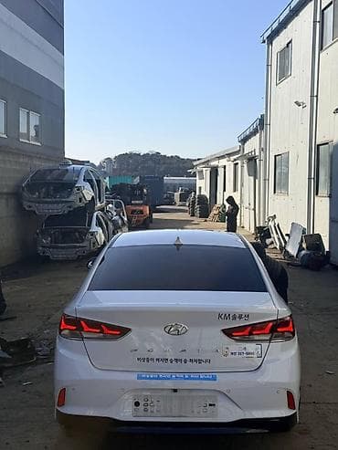 Бампер Hyundai, Б/у, Оригинал at lalafo.kg Бампер Hyundai, Б/у, Оригинал