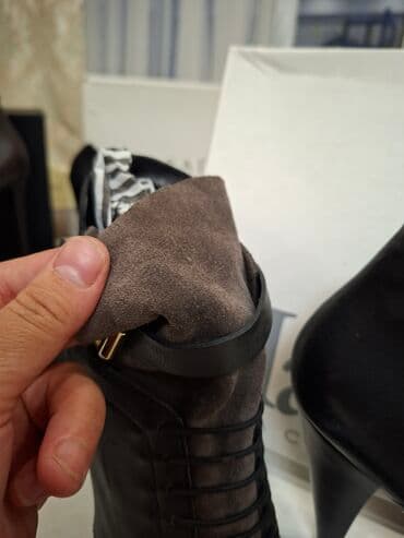 Спецодежда: Женские ботильоны MaxMara. - Материалы: натуральная кожа черного — 3