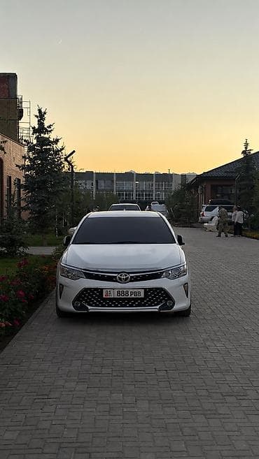 Toyota Camry: 2015 г., 2.5 л, Автомат, Бензин, Седан at lalafo.kg Toyota Camry: 2015 г., 2.5 л, Автомат, Бензин, Седан