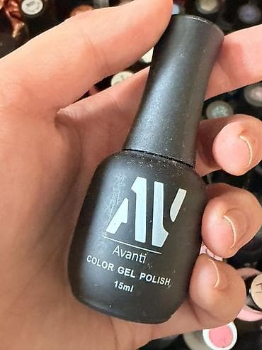 Оборудование для салонов красоты: Большой набор материалов для маникюра (гелевые лаки и базы) — 2