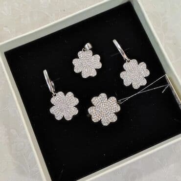 букет невесты бишкек цены: Серебряный комплект Цветочки Серебро 925 пробы Размеры имеются Цена — 1