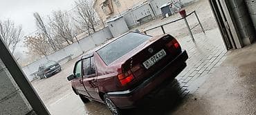 Скупка авто: Volkswagen Vento: 1992 г., 1.8 л, Механика, Бензин, Седан — 2