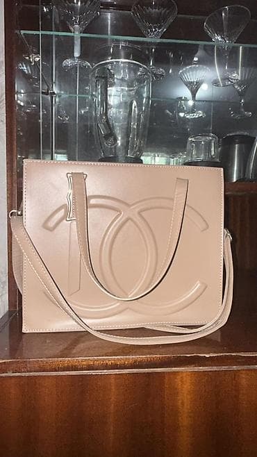 Классическая сумка, Chanel, Материал: Искусственная кожа, Регулируемый ремень, Женские