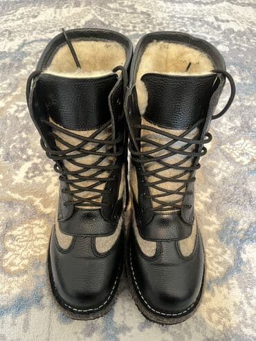 Мужская обувь: РОССИЙКИЙ НАТУРАЛЬНЫЙ ВОЙЛОК 
42 размер новый 
 ватсап — 4