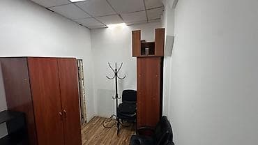 Аренда офисов, 45 м², В административном здании, 1 линия, С системой безопасности, С юридическим адресом — 2