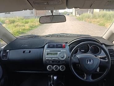 фе: Honda Fit: 2002 г., 1.3 л, Вариатор, Бензин, Хэтчбэк — 8