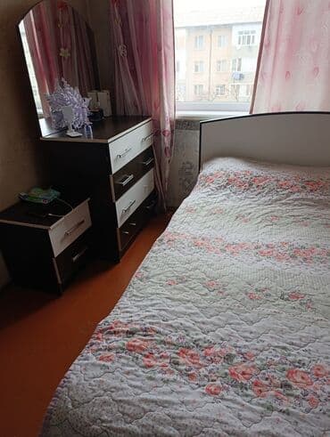 мебель для магазина одежды: Спальный гарнитур, Шкаф, ДСП, цвет - Белый — 1