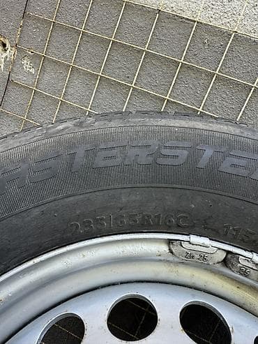 пакрышка r16: Стальное колесо в сборе с шиной для лёгкого коммерческого авто. - — 2