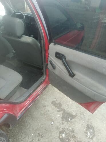 авто с последующим выкупом нексия: Volkswagen Passat: 1989 г., 1.8 л, Механика, Бензиновая, Универсал — 9