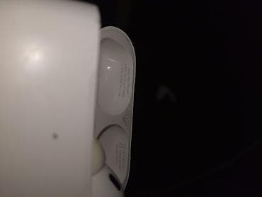 Кулакчындар: Зымсыз ичине салынуучу кулакчындар, Apple, Airpods 2, Колдонулган — 4