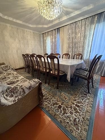 Просторный частный дом с двором и садом - Жилой дом с большим