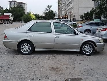 Toyota Vista: 2000 г., 2 л, Автомат, Бензин, Седан