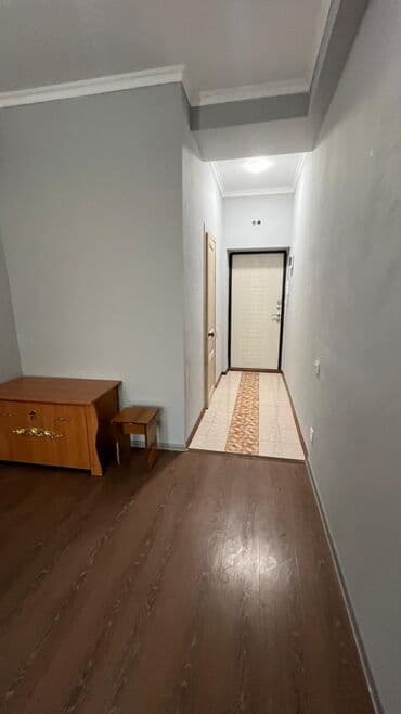 долгосрочная квартира в караколе: Студия, Менчик ээси, Чогуу жашоосу жок, Эмерексиз — 1