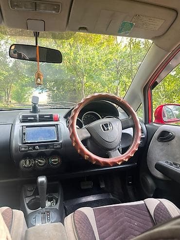 Honda Fit: 2002 г., 1.3 л, Автомат, Бензин, Хэтчбэк — 1