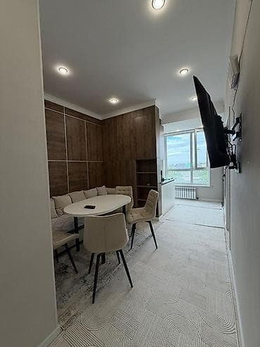 квартира 4 гор бол: 2 комнаты, 50 м², Элитка, 4 этаж, Дизайнерский ремонт — 8