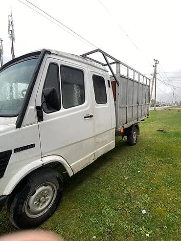 бизнес машина: Грузовик, Mercedes-Benz, Дубль — 2