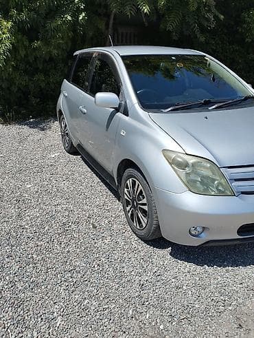 на прадо: Toyota Ist: 2003 г., 1.5 л, Автомат, Бензин, Хэтчбэк — 3