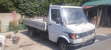 Транспорт: Mercedes-Benz T2 (Mercedes 508/608 серия) — бортовой грузовик. Борт — 1