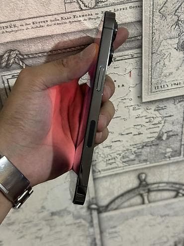 apple magic: IPhone 13 Pro, Б/у, 256 ГБ, Графит, Чехол — 3