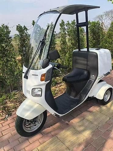 мапет хонда: Honda Canopy — трёхколёсный скутер с крышей и большим лобовым стеклом — 3