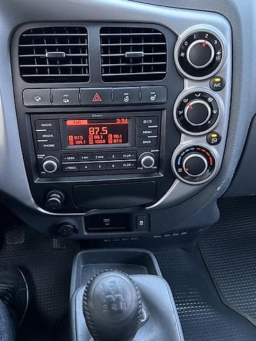 mazda bongo: Kia BONGO: 2020 г., 2.4 л, Механика, Газ, Фургон — 9