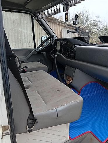 авто в такси: Volkswagen : 2004 г., 2.5 л, Ручные, Дизель, Пикап — 7