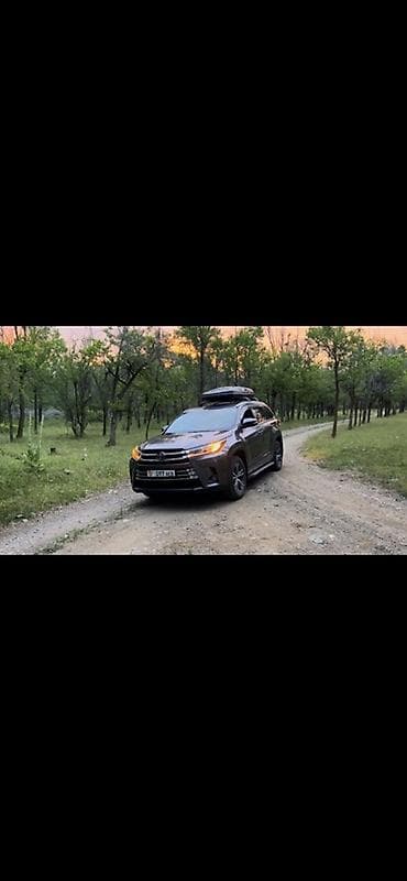 avalon 2017: Toyota Highlander: 2018 г., Кроссовер — 5