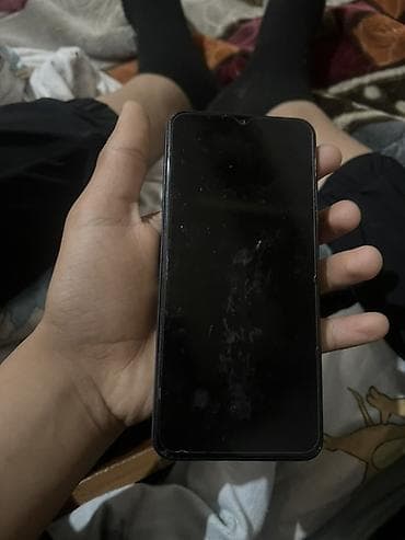 iphone xs lalafo: Samsung Galaxy A13, Б/у, 64 ГБ, цвет - Черный, 2 SIM — 2