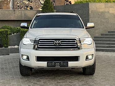 рядом речка: Toyota Sequoia: 2008 г., Автомат, Бензин, Внедорожник — 2