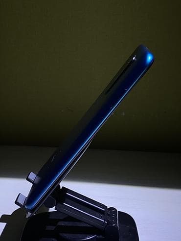 стабилизатор телефона: Redmi, Redmi 9, Б/у, 32 ГБ, цвет - Синий, 2 SIM — 3