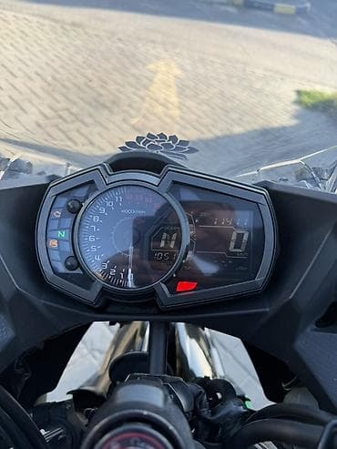 пл: Спортбайк Kawasaki, 400 куб. см, Бензин, Взрослый, Б/у — 6