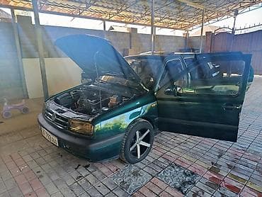 двигатели гольф: Volkswagen Golf: 1996 г., 1.8 л, Механика, Бензин, Хэтчбэк — 2