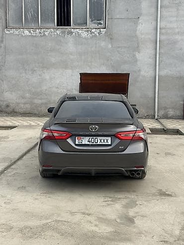 Транспорт: Toyota Camry: 2018 г., 2.5 л, Бензин, Седан — 5
