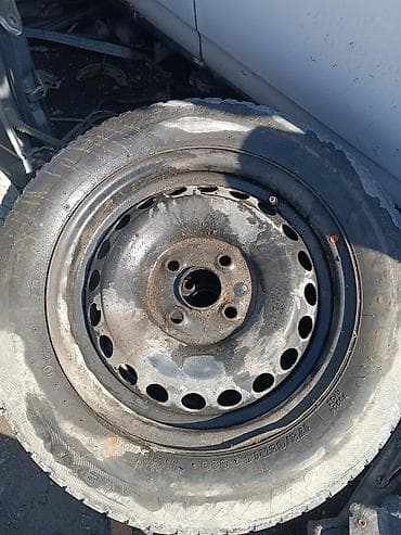 Колеса в сборе 175 / 65 / R 14, Зима, Б/у, Комплект, Легковые, Железные, отверстий - 4
