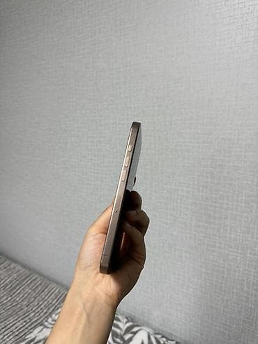 iphone new: IPhone 16 Pro, 256 ГБ, Desert Titanium, Кабель, Коробка, 90 % — 5