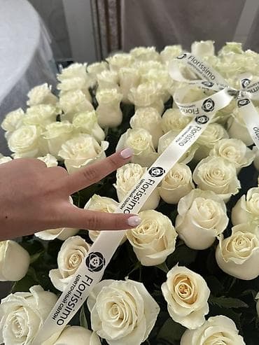 большой коврик для мыши: Большая цветочная композиция из белых роз Florissimo. 101штук белых — 1