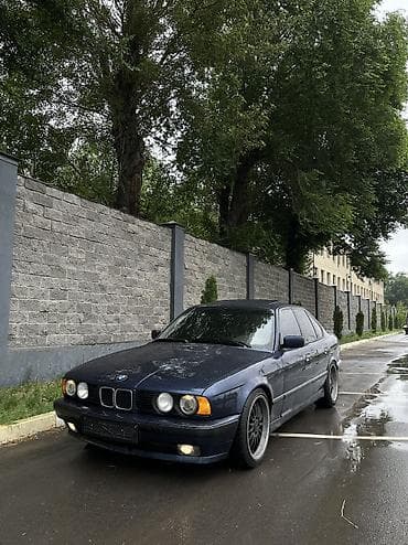 фокус 3: BMW 5 series: 1990 г., 3 л, Механика, Бензин, Седан — 2