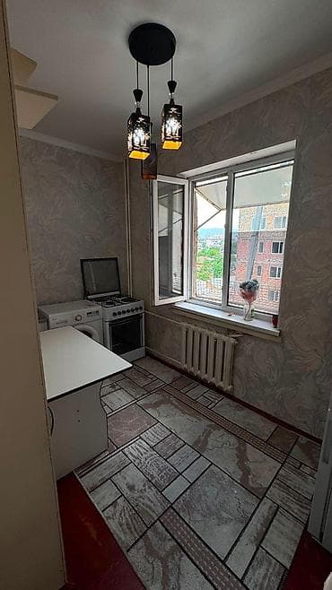 однушку: 1 комната, 33 м², 105 серия, 7 этаж — 1
