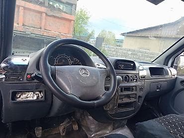 10 r20: Грузовик, Mercedes-Benz, Стандарт, 3 т, Б/у — 6