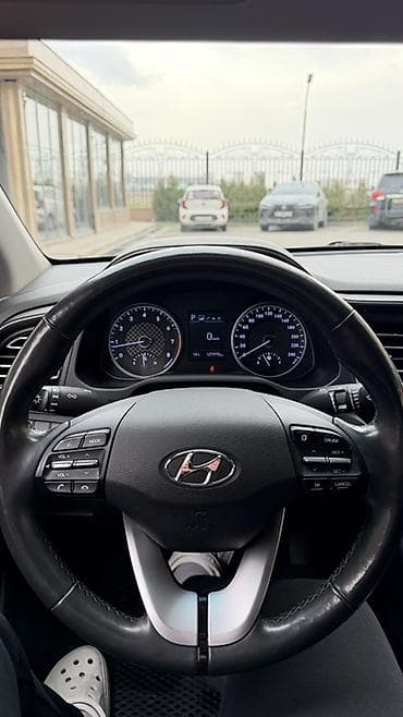 hyundai avante машина: Hyundai Avante: 2019 г., 1.6 л, Автомат, Газ, Седан — 8