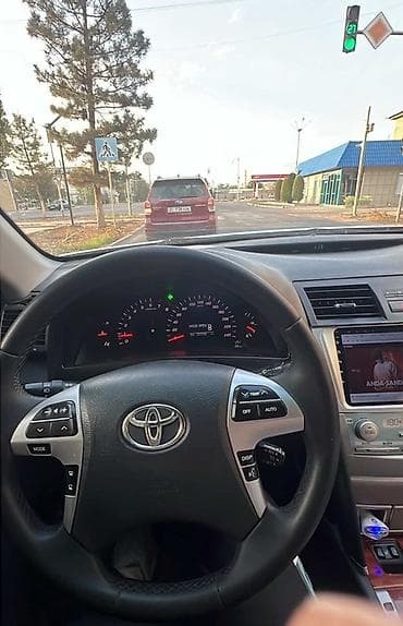 Toyota Camry: 2009 г., 2.5 л, Автомат, Газ, Седан