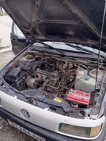 Volkswagen: Volkswagen Passat Variant: 1990 г., 1.8 л, Механика, Бензин, Универсал — 10