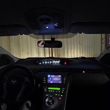 jac 9: Toyota Prius: 2015 г., 1.8 л, Вариатор, Гибрид, Хэтчбэк — 5