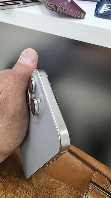 режим а2: IPhone 14 Pro, Б/у, 256 ГБ, Серебристый, Чехол, 89 % — 5