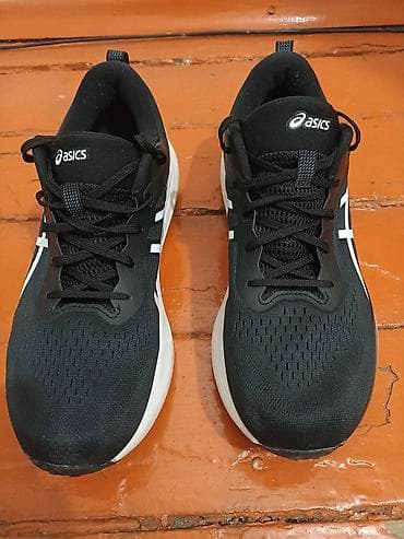 беговых дорожек: Мужские кроссовки, 44, Asics, Б/у, цвет - Черный — 6