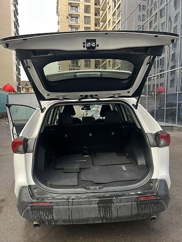 раф 4 2023: Toyota RAV4: 2020 г., Автомат, Бензин, Кроссовер — 9